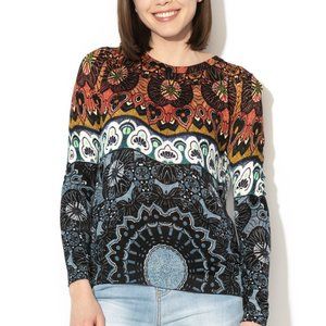 Desigual sweater size Lg